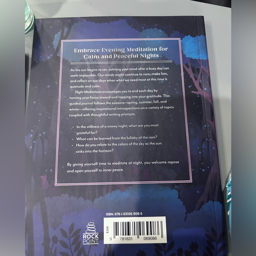 Book bundle - Picture 5 of 9